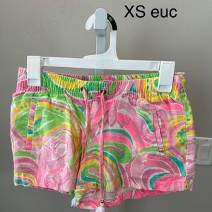 Lilly Pulitzer XS shorts 
Excellent used condition!